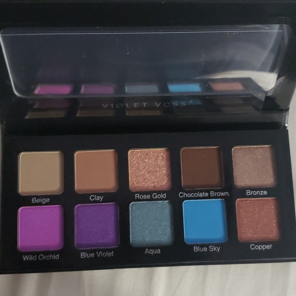 Violet Voss Other - Eye shadow palette